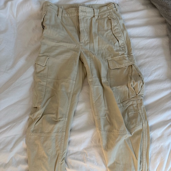 Aritzia TNA cargo supply pant - Picture 2 of 5